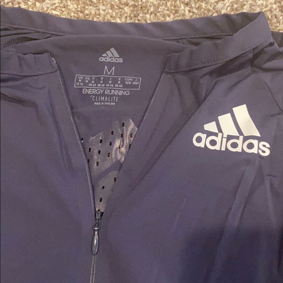 Lightweight adidas quarter zip - Picture 3 of 4